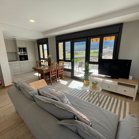 Apartamentos Montejurra Ayegui Екстер'єр фото