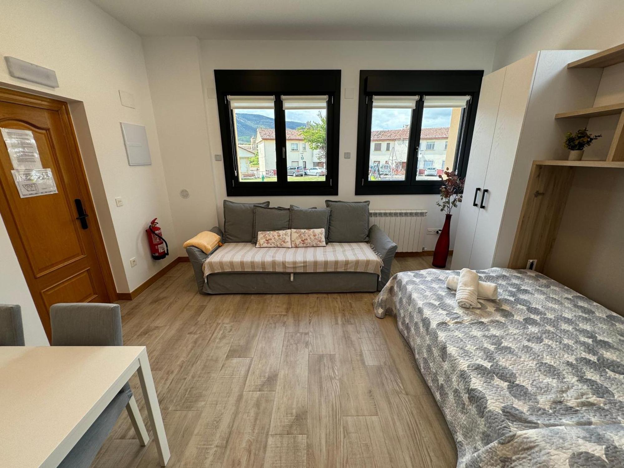 Apartamentos Montejurra Ayegui Екстер'єр фото